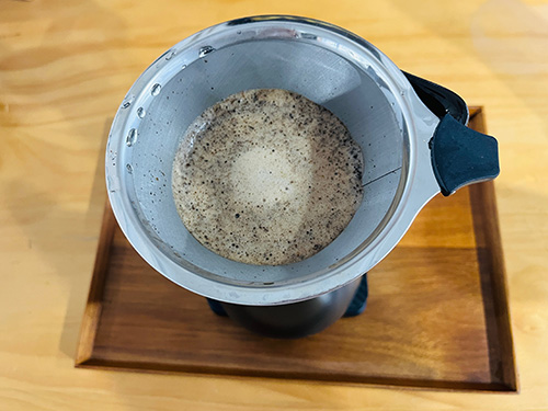 How to Make a Cup of Hand Drip Coffee