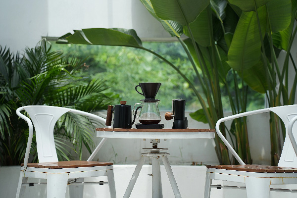 Is Electric Coffee Grinder Better Than Manual Grinder