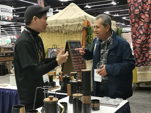 Showcasing high-end coffee equipment in EXPO