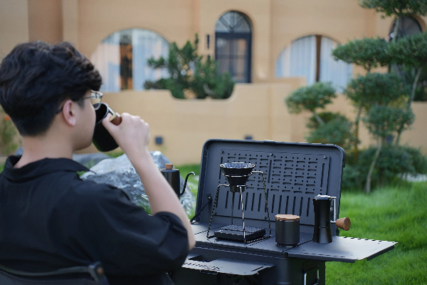 Why More And More People Prefer Pour Over Coffee During Travel