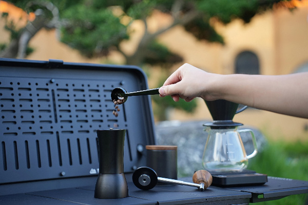 Why More And More People Prefer Pour Over Coffee During Travel